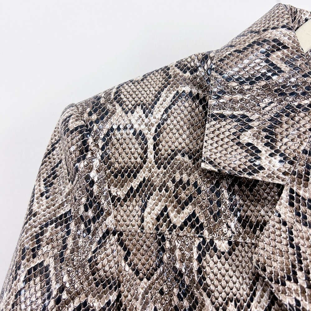 Revolve Ronny Kobo Annabelle Blazer Jacket Snakeskin Print Medium NWT - Picture 8 of 9